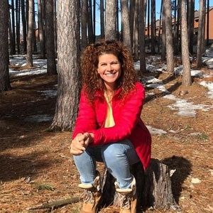 Meet your Posher, Julie